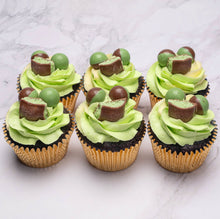 Load image into Gallery viewer, Mint Choc Cupcakes