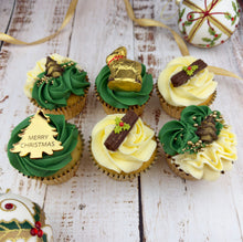 Load image into Gallery viewer, A Woodland Christmas Cupcakes