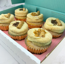 Load image into Gallery viewer, Churro Cupcakes (Flavour of the Month)