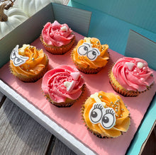Load image into Gallery viewer, Creepers &amp; Peepers Cupcakes