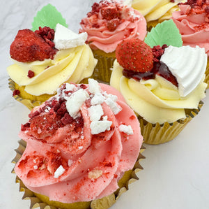 Eton Mess Cupcakes (Flavour of the Month)