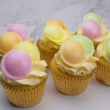 Load image into Gallery viewer, Flying Saucers Cupcakes