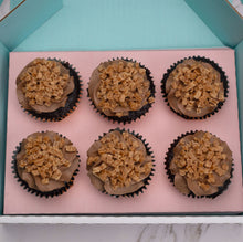 Load image into Gallery viewer, Salted Caramel Fudge Cupcakes