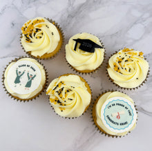 Load image into Gallery viewer, Graduation Cupcakes