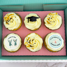 Load image into Gallery viewer, Graduation Cupcakes