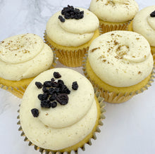 Load image into Gallery viewer, Hot Cross Bun Cupcakes (Flavour of the Month)