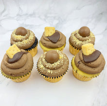 Load image into Gallery viewer, Lindt Shortbread Cupcakes (Flavour of the Month)