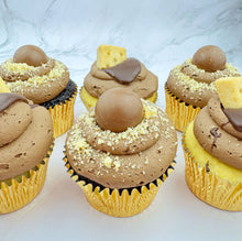 Load image into Gallery viewer, Lindt Shortbread Cupcakes (Flavour of the Month)