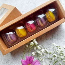 Load image into Gallery viewer, Mother's Day in Bloom Cupcakes