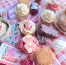 Load image into Gallery viewer, Mother's Day Sharing Treat Box