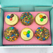 Load image into Gallery viewer, Peanut M&amp;M&#39;s Cupcakes (Flavour of the Month)