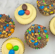 Load image into Gallery viewer, Peanut M&amp;M&#39;s Cupcakes (Flavour of the Month)