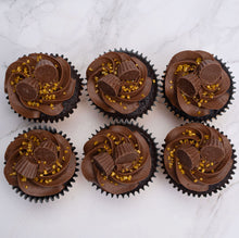 Load image into Gallery viewer, Reese&#39;s Mini Peanut Butter Cups Cupcakes