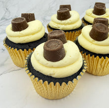 Load image into Gallery viewer, Rolo Cupcakes