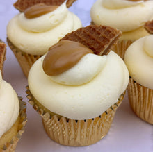 Load image into Gallery viewer, Stroopwafels &amp; Salted Caramel Cupcakes
