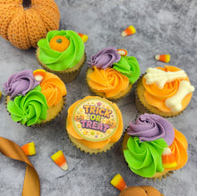 Load image into Gallery viewer, Trick or Treat Cupcakes