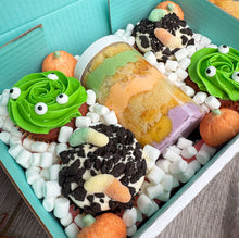 Load image into Gallery viewer, Trick or Treat Box