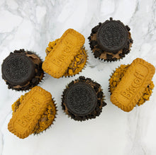 Load image into Gallery viewer, Vegan Biscuit Cupcakes