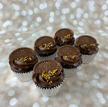Load image into Gallery viewer, Chocolate Orange Cupcakes