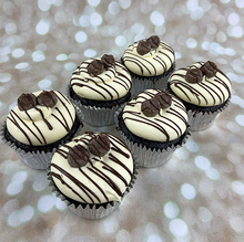 Load image into Gallery viewer, Rolo Cupcakes